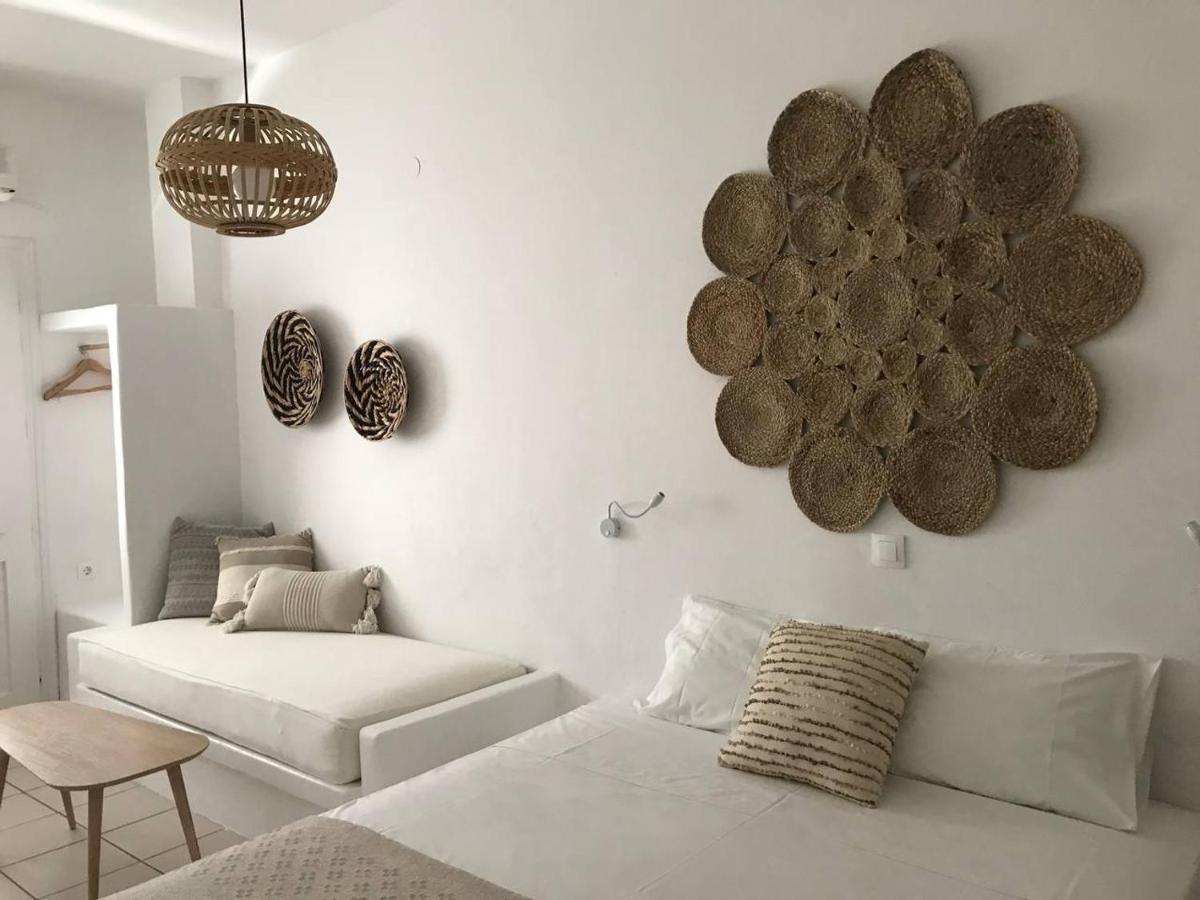 Morpheus Rooms Kini Exterior photo