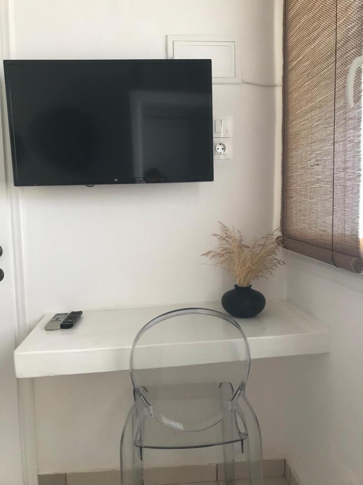 Morpheus Rooms Kini Exterior photo